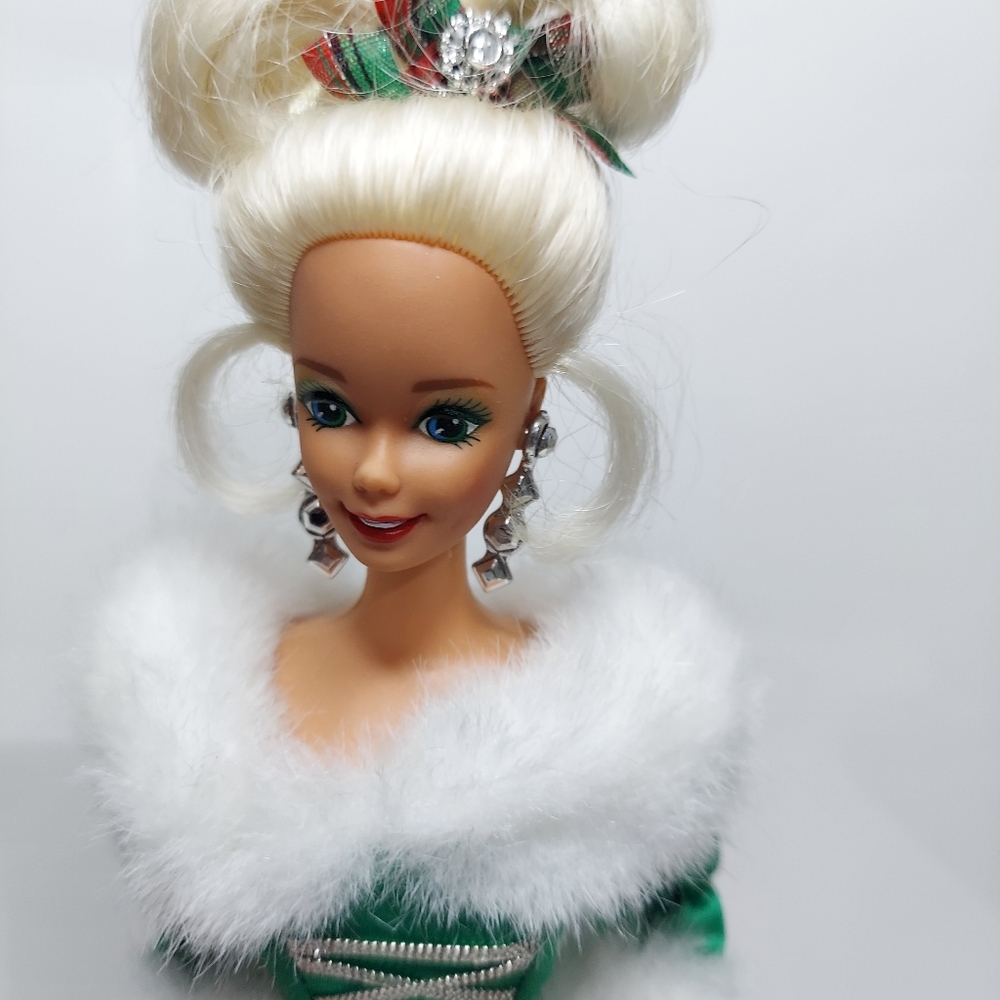 Barbie Holiday Doll in Green and Red Plaid Dress - Picture 3 of 8